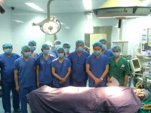 lanh dao BV 108 cung bac si phau thuat vien tuong niem nguoi dong chi dong doi resize